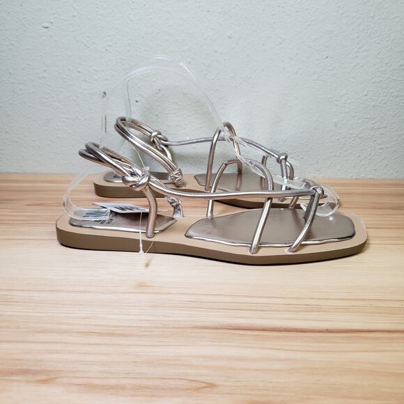 SM New York Size 8 Milly Strappy Flat Sandals Gold Metallic Summer Coastal Greek - Picture 1 of 7